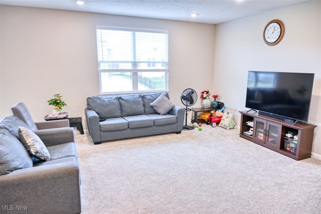 Emerald Woods Sub 10 - Residential