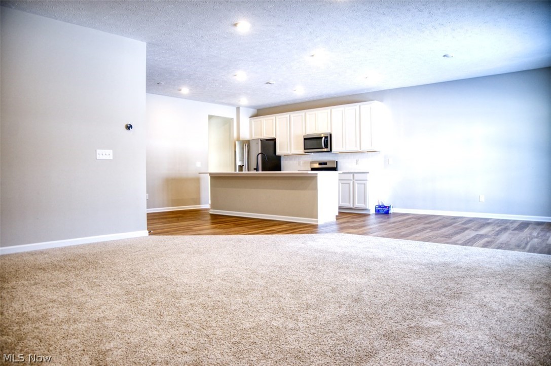 Emerald Woods Sub 10 - Residential