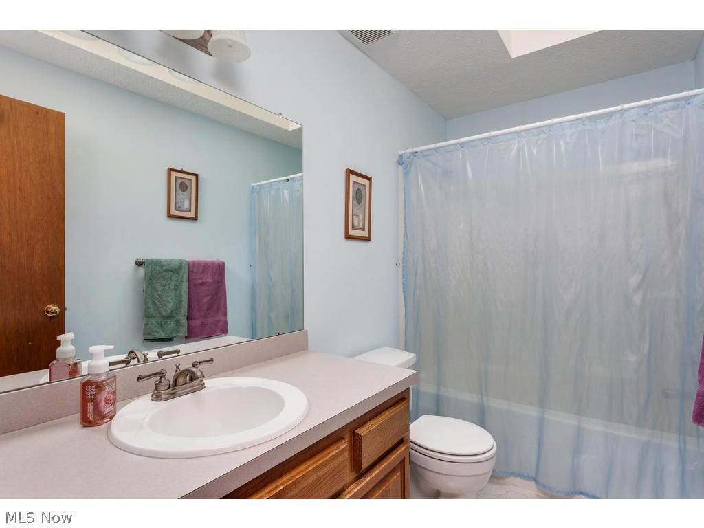 Camden Knolls - Residential