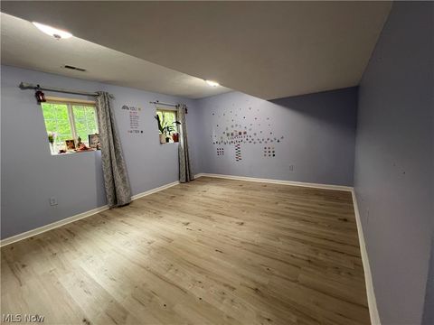 Tiny photo for 10523 Herrington Drive, Aurora, OH 44202 (MLS # 5210420)