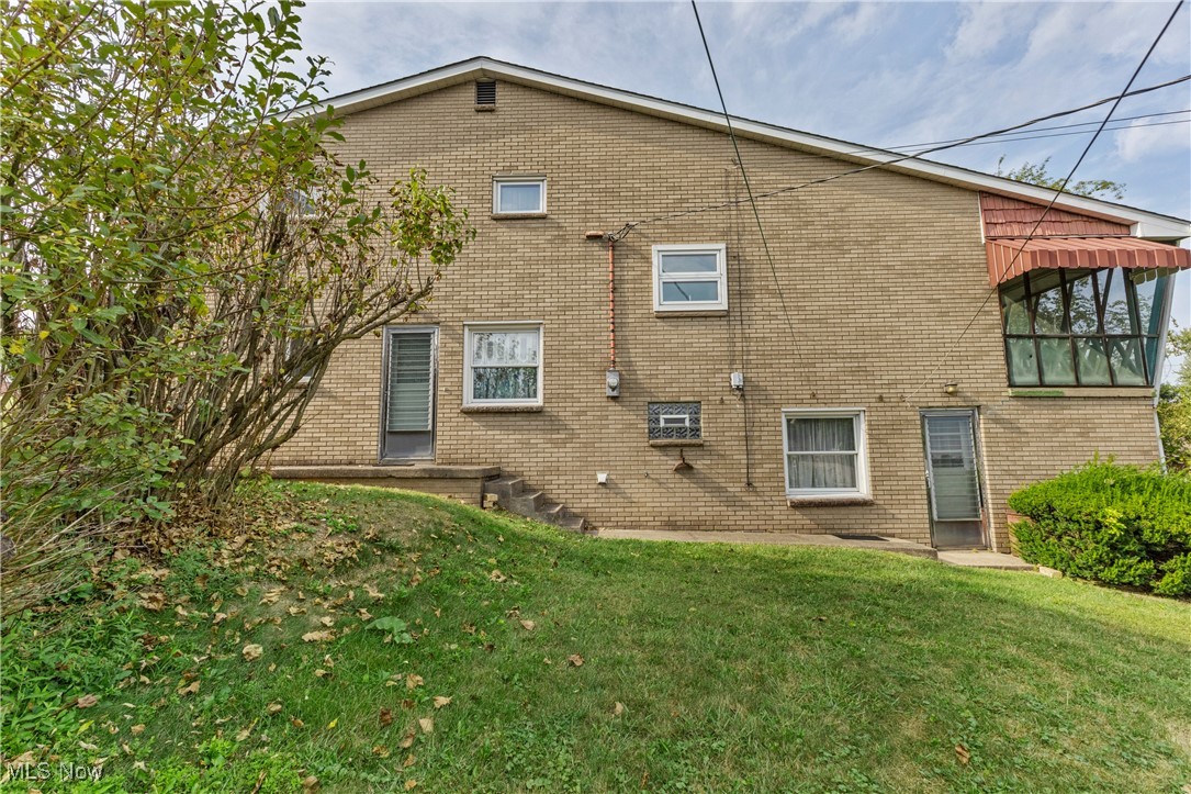 200 S Circle Drive, Weirton, West Virginia image 29