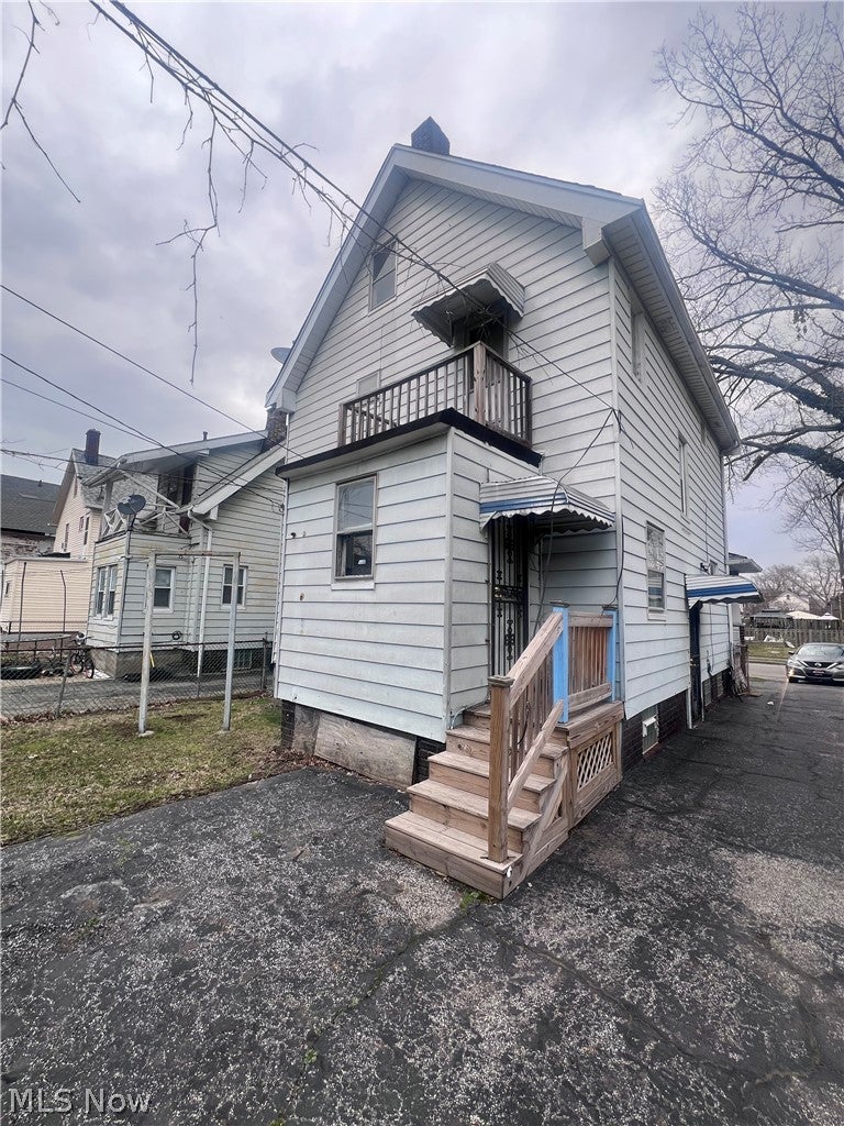 1268 E 134th Street