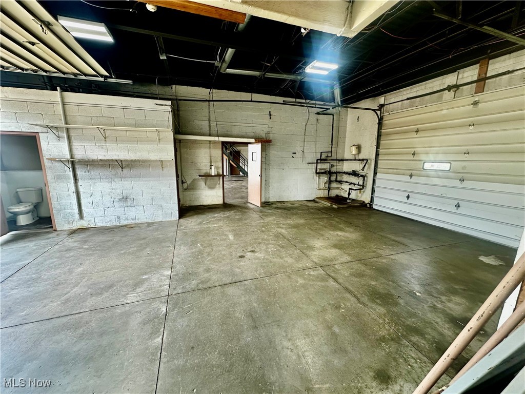 Village/Mogadore - Commercial Sale