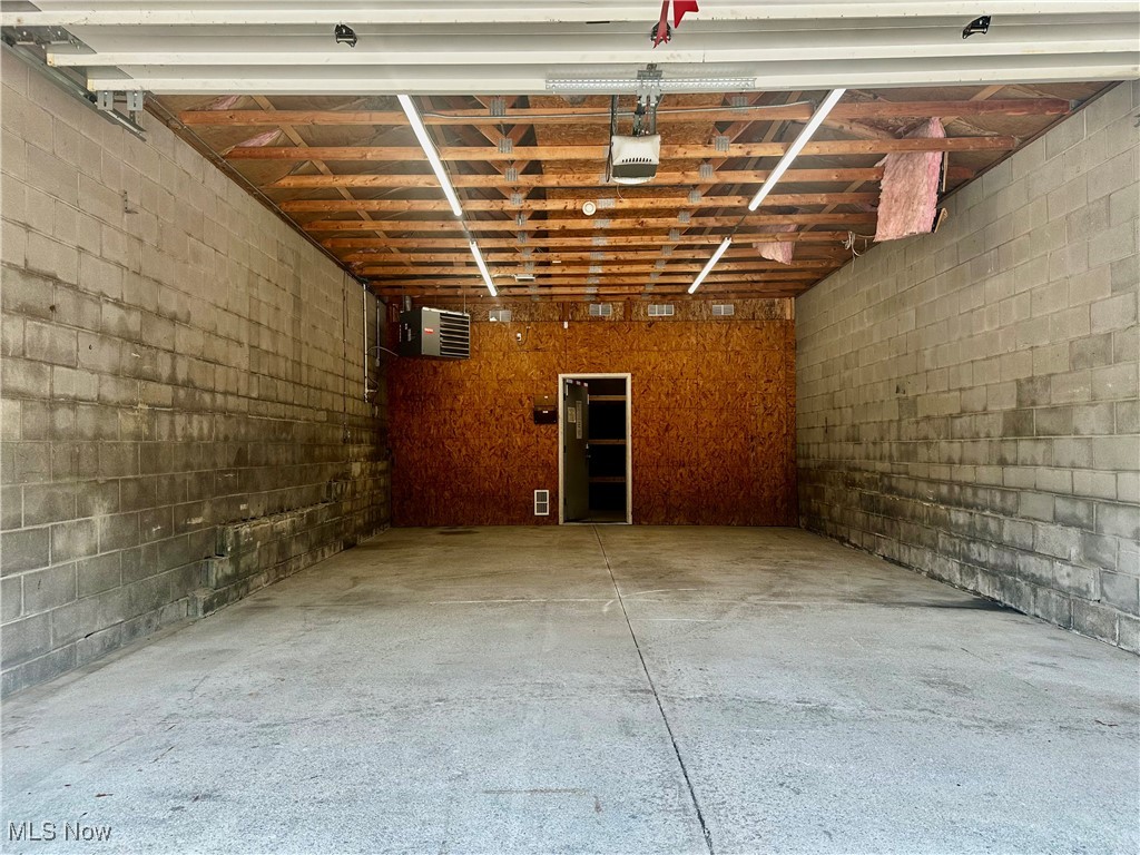 Village/Mogadore - Commercial Sale