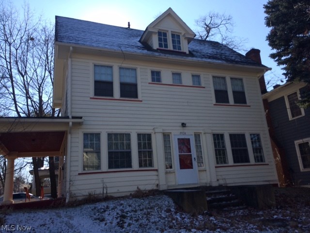 M M Browns - Residential