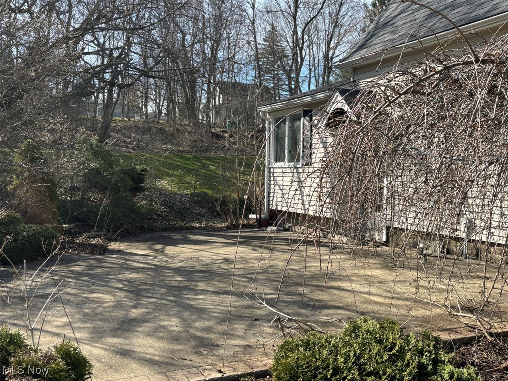 416 N Hambden Street, Chardon, Ohio image 11