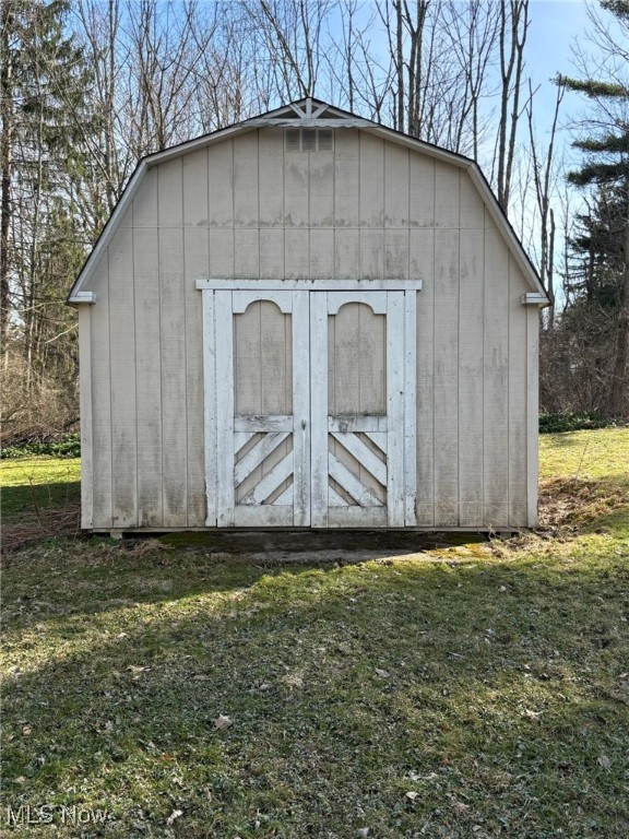 416 N Hambden Street, Chardon, Ohio image 8