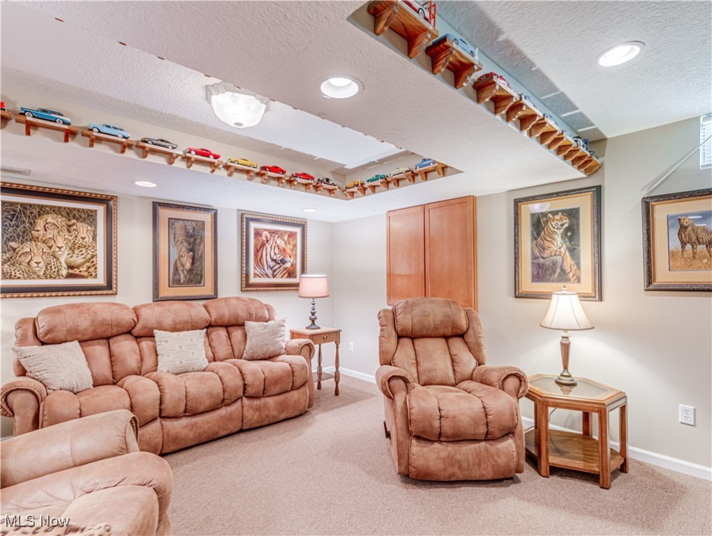 Canton, Ohio 44708, United States, 3 Bedrooms Bedrooms, ,4 BathroomsBathrooms,Residential,Active,179212