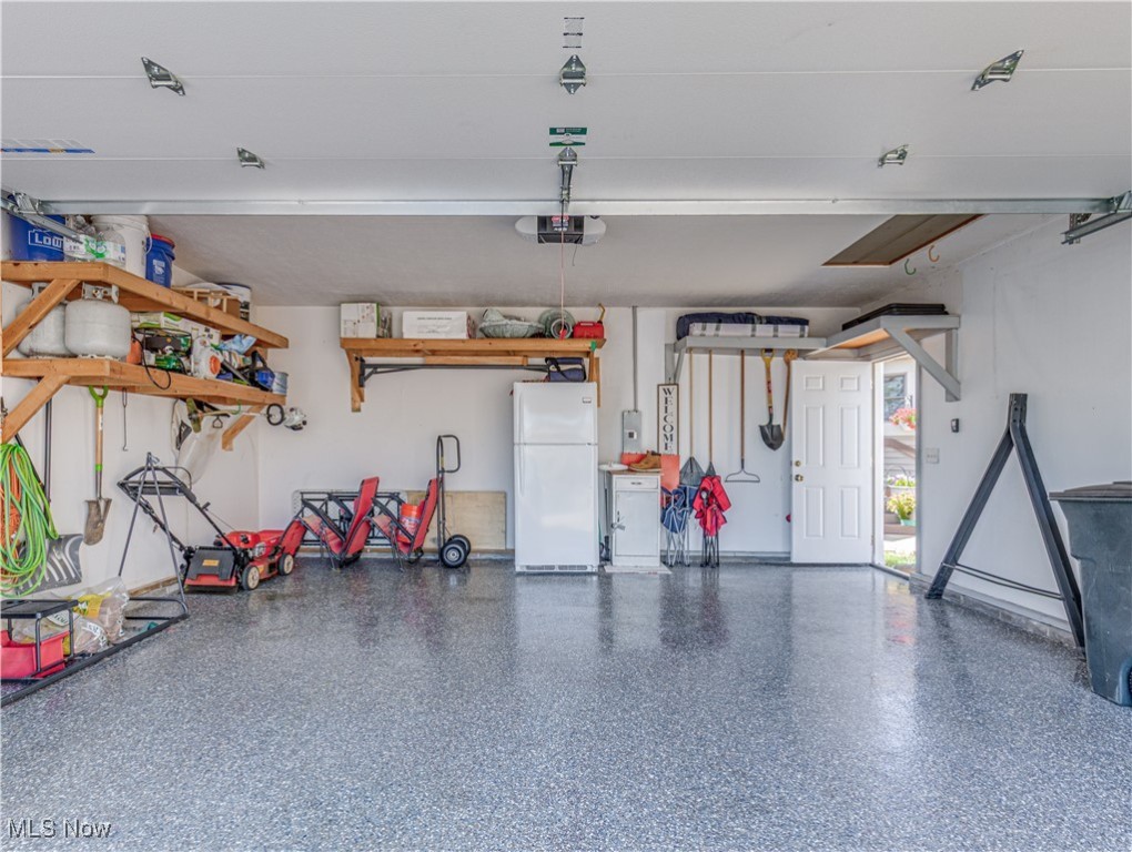 Canton, Ohio 44708, United States, 3 Bedrooms Bedrooms, ,4 BathroomsBathrooms,Residential,Active,179212