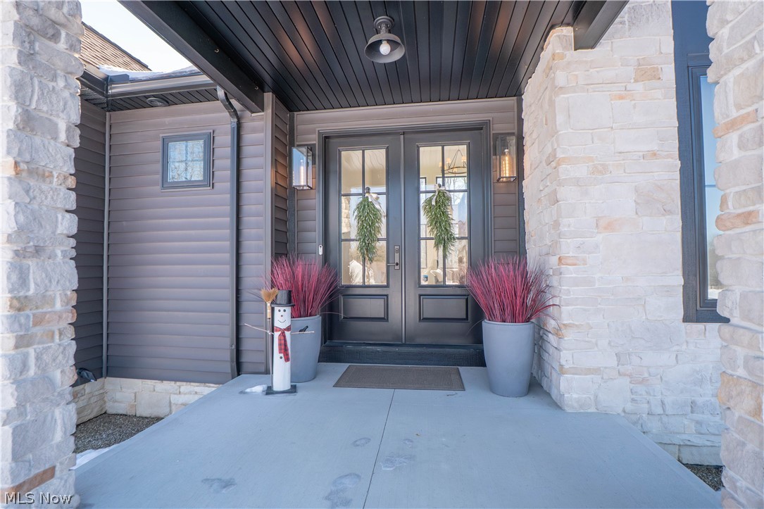 Retreat/Brenelle - Residential