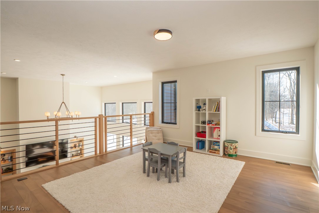 Retreat/Brenelle - Residential