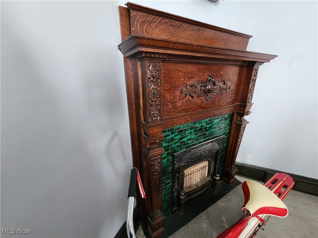 City/Sebring - Residential