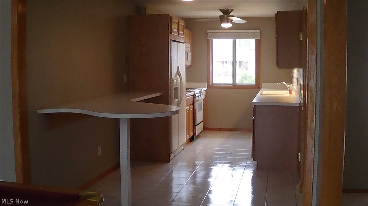 Living Homes 06 - Residential Lease