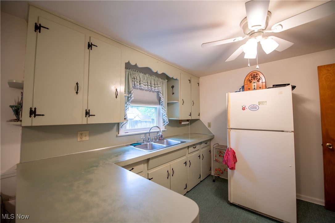 3751 Bellwood Drive, Canton, Ohio image 12