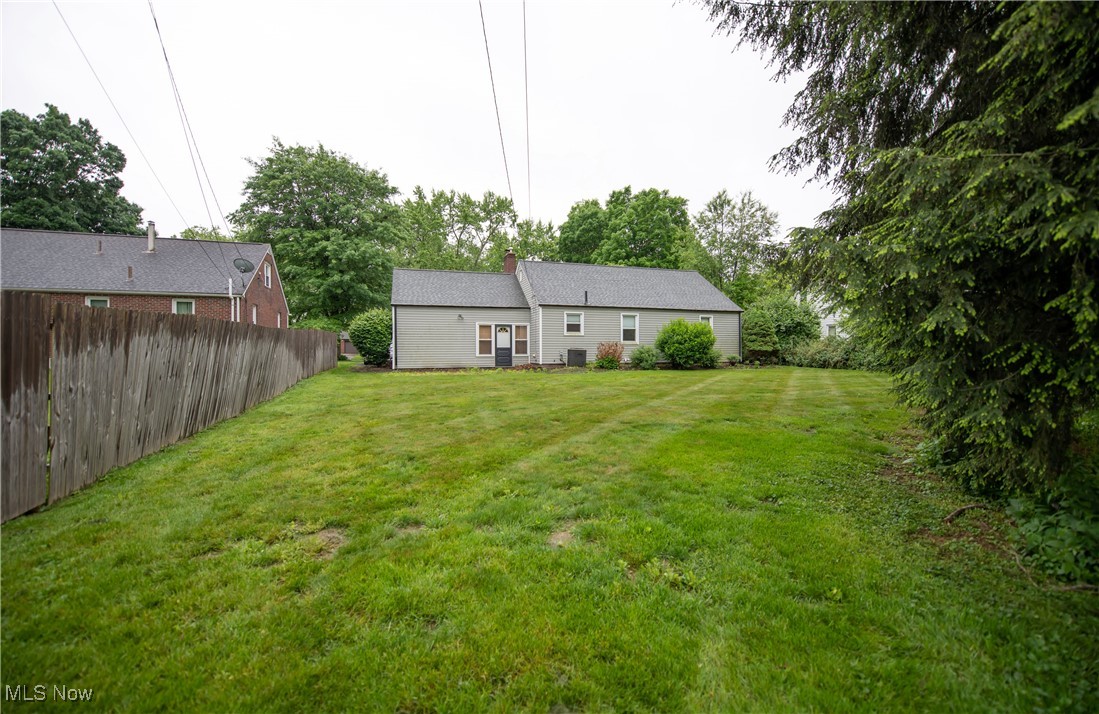 3751 Bellwood Drive, Canton, Ohio image 28