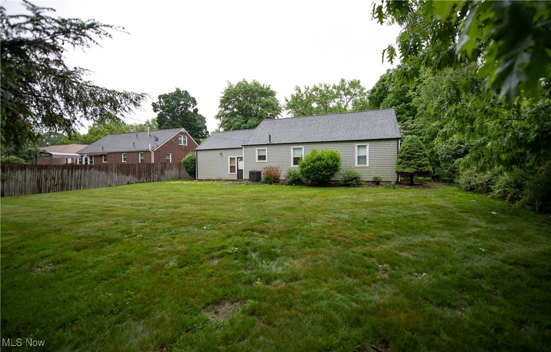 3751 Bellwood Drive, Canton, Ohio image 29