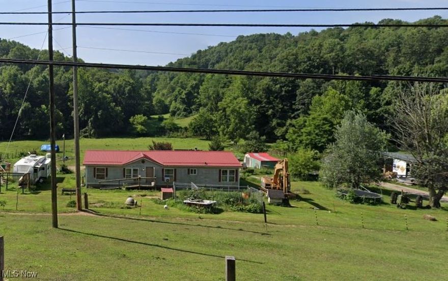 Court Ordered Sale by Private Selling Officer. All information we have on the property is included. We have no additional information, property condition is unknown. NO SHOWINGS, NO trespassing for any reason. Auction ends September 9, 2025 & is online only. Information is thought to be correct but not guaranteed.