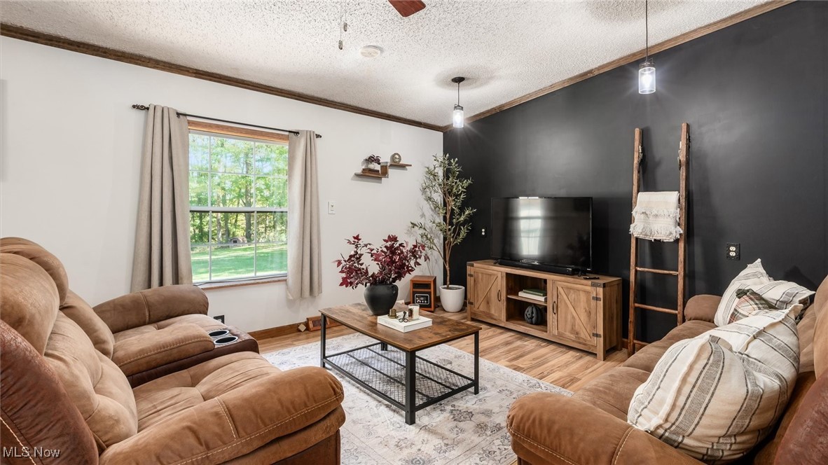 Williams & Linda Bussas - Residential