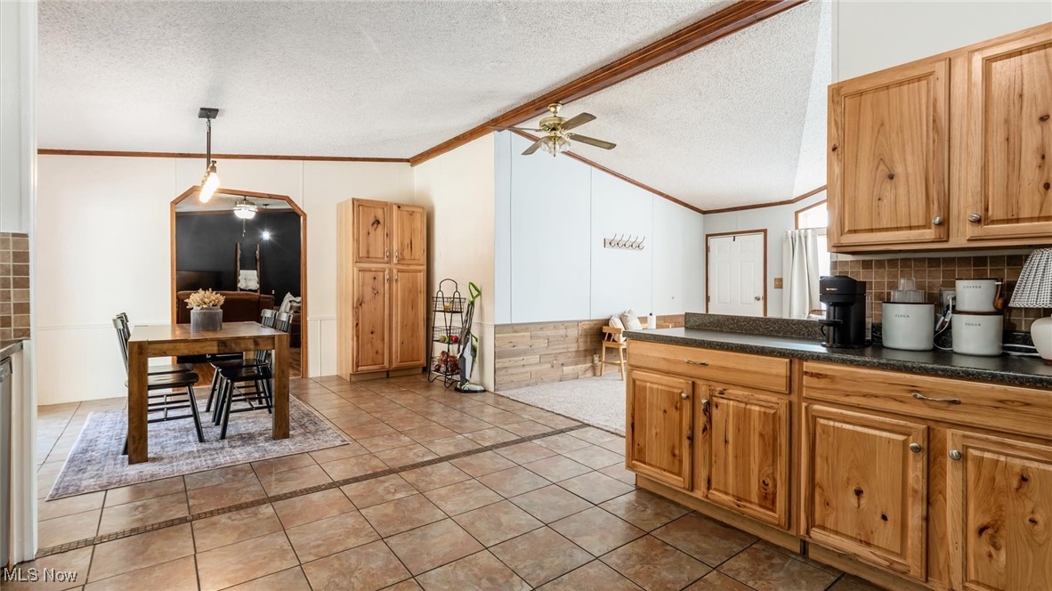 Williams & Linda Bussas - Residential