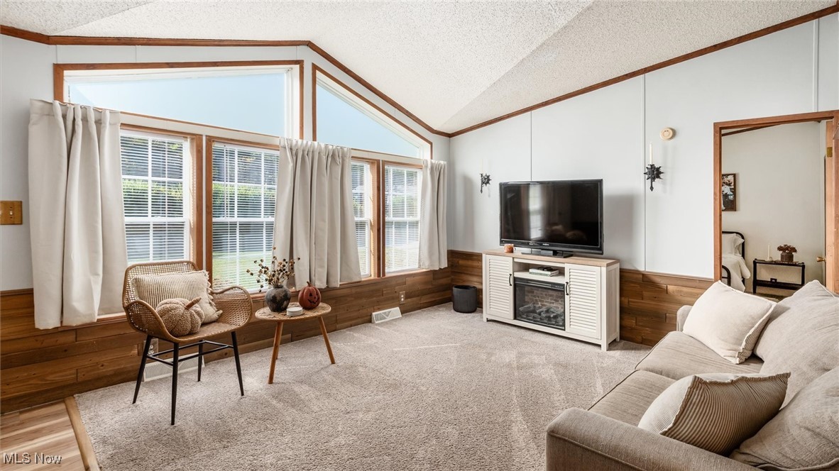 Williams & Linda Bussas - Residential