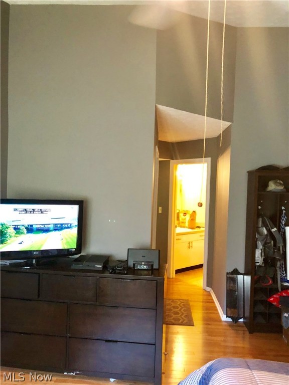 Village Pointe West - Residential