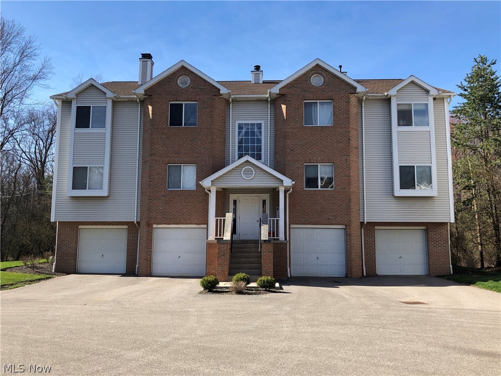 Village Pointe West - Residential