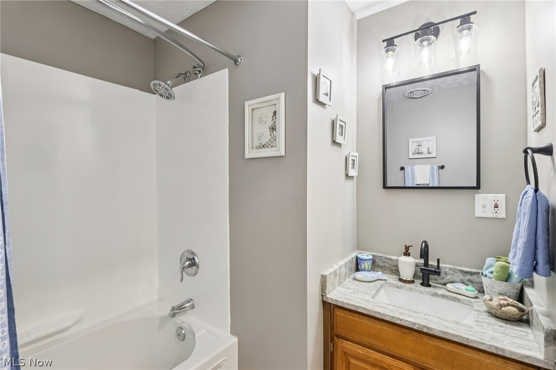 East Geneva-Lk - Residential