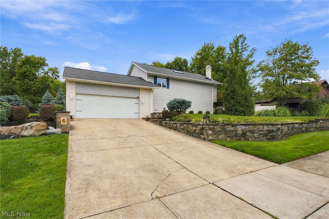 6709 Grandview Drive