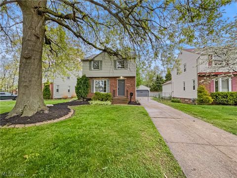 Single Family Residence in Cleveland OH 8106 Parmenter Drive.jpg