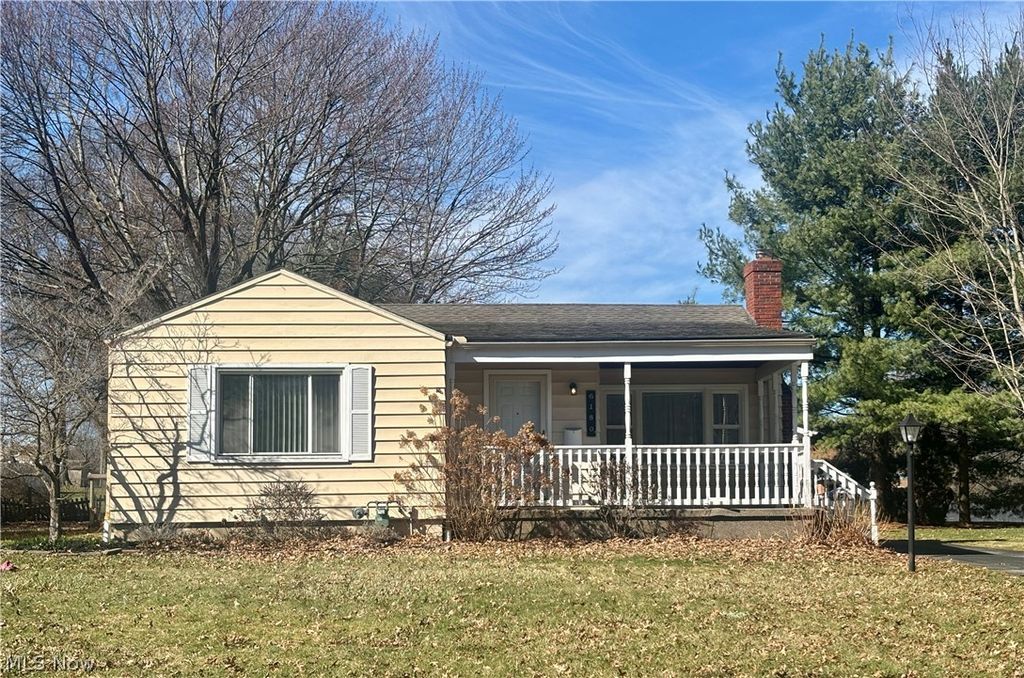 Photo of 6180 Northlawn Avenue, Boardman, OH 44512 (MLS # 5192599)