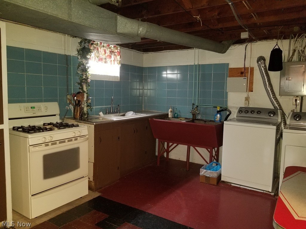 Breen Mccausland - Residential