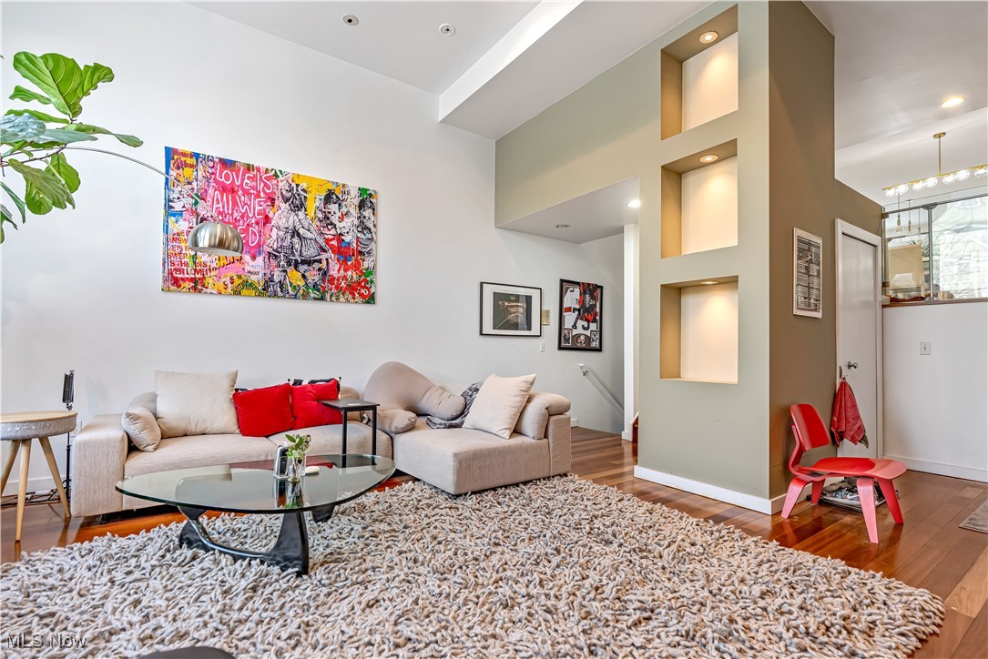 West 05 Street Twnhse Resid D - Residential