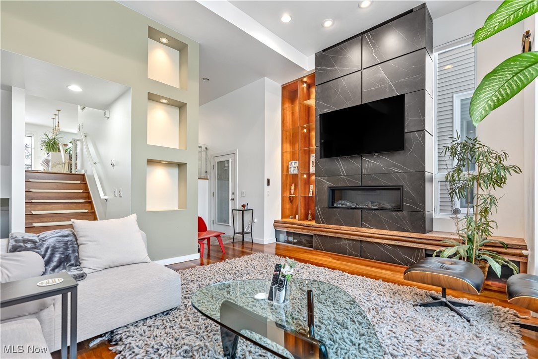 West 05 Street Twnhse Resid D - Residential