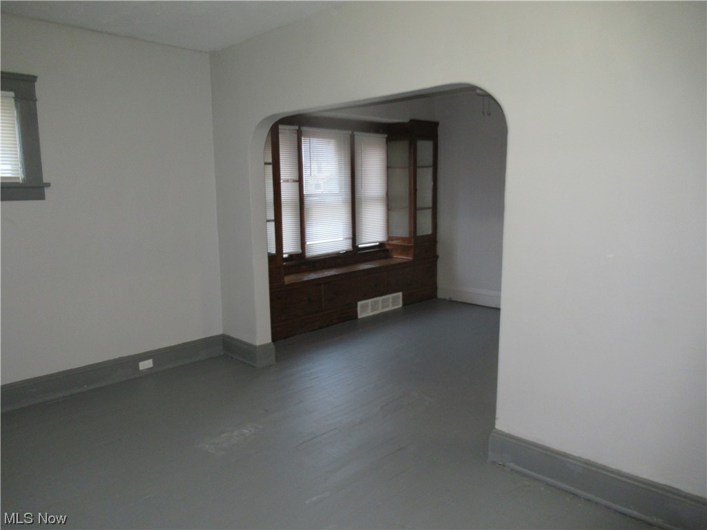 West 95th Street Sub/E R Cowli - Residential Lease