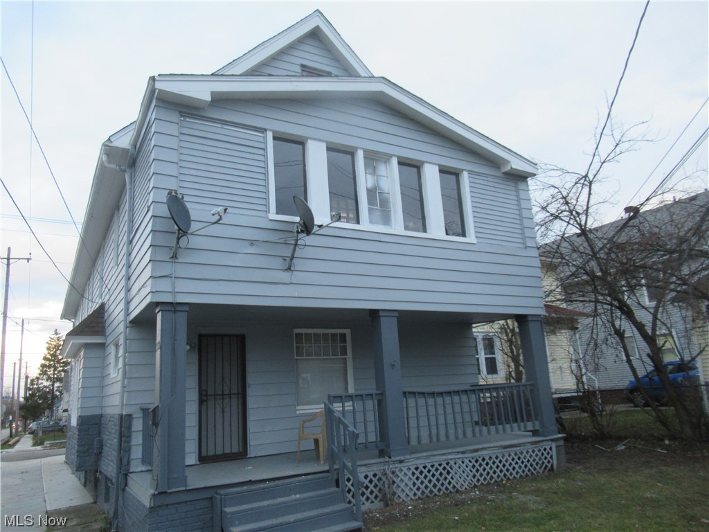 West 95th Street Sub/E R Cowli - Residential Lease