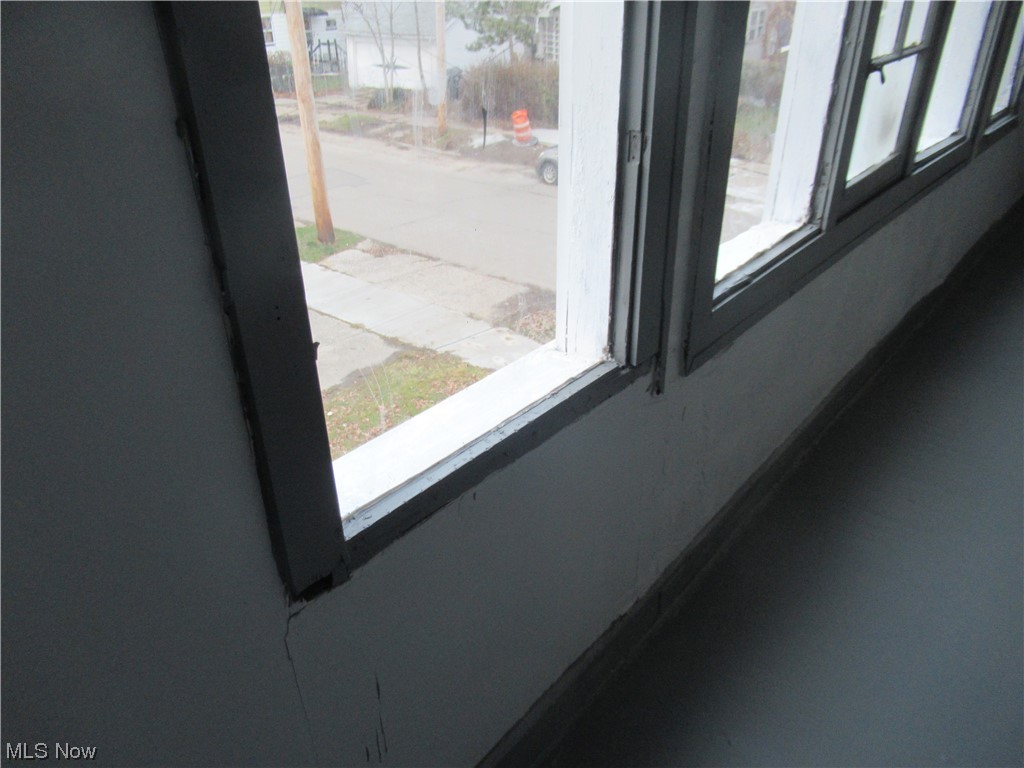 West 95th Street Sub/E R Cowli - Residential Lease