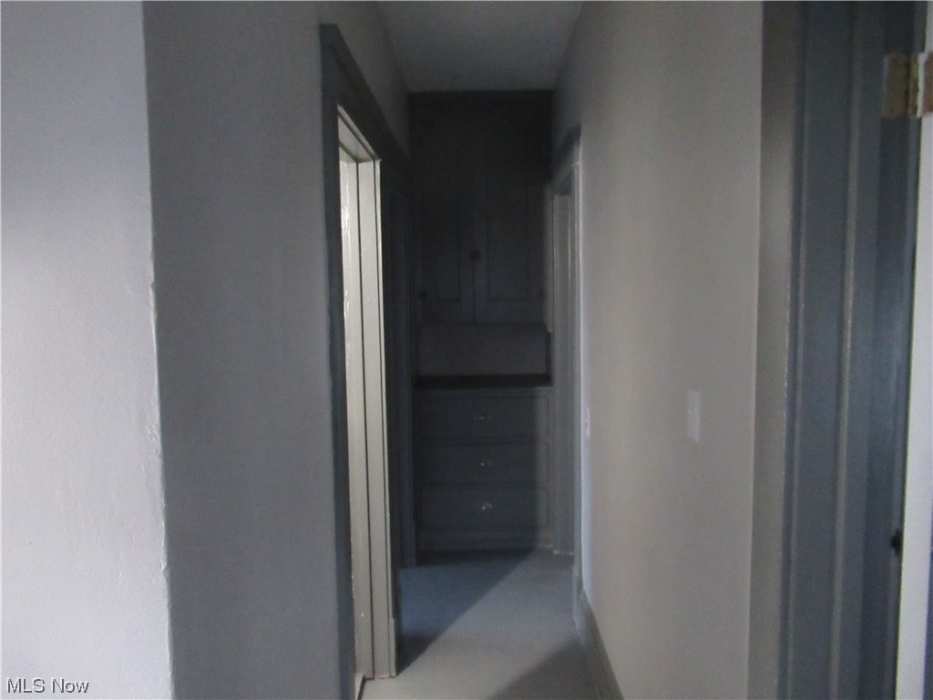 West 95th Street Sub/E R Cowli - Residential Lease