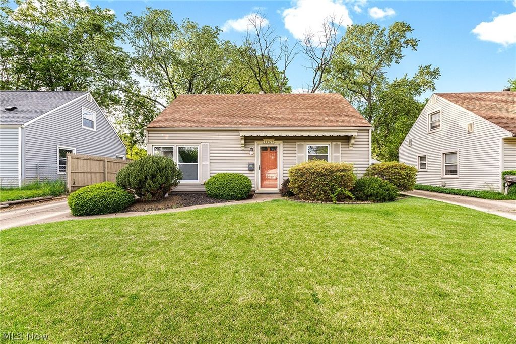 Photo of 1165 Myrtle Avenue, Cuyahoga Falls, OH 44221 (MLS # 5212062)