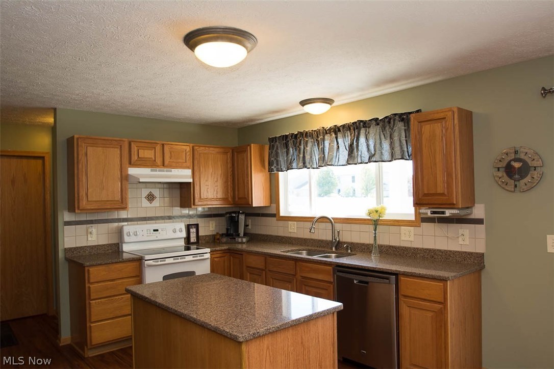 Hoover Estates - Residential