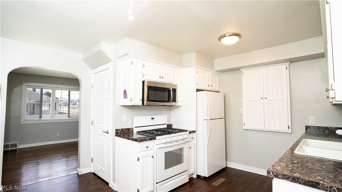 Schiller - Residential Lease