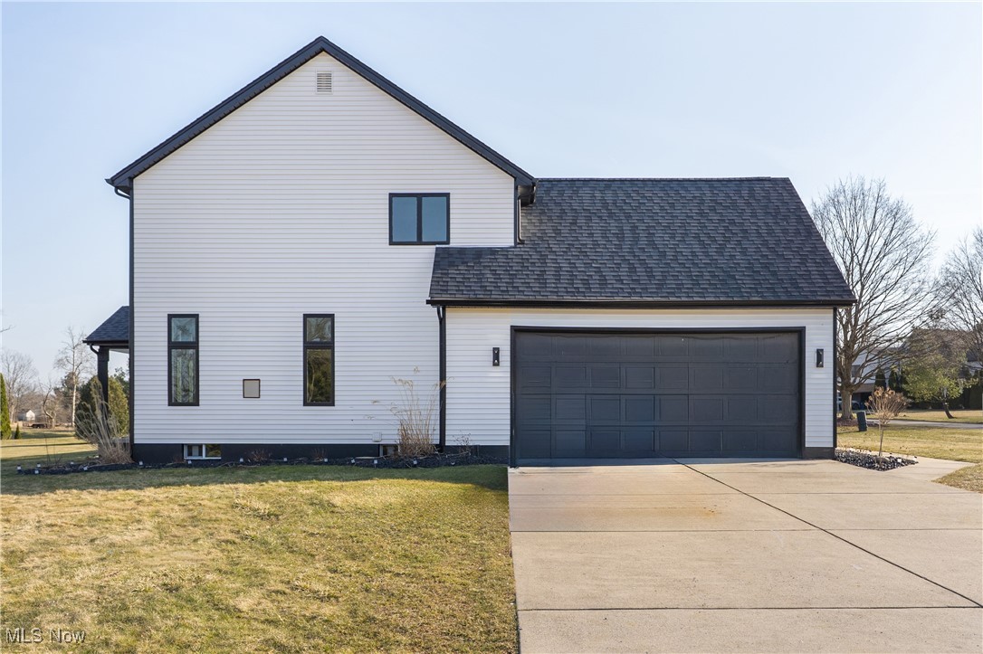 3189 Chardonnay Lane, Poland, Ohio image 3