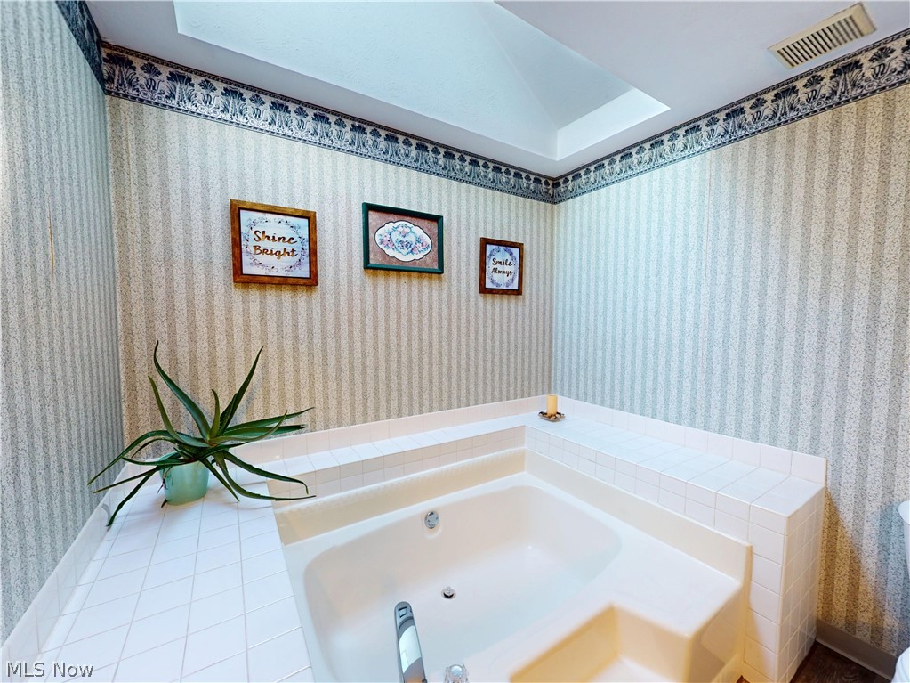 Marwyck Place Condo - Residential