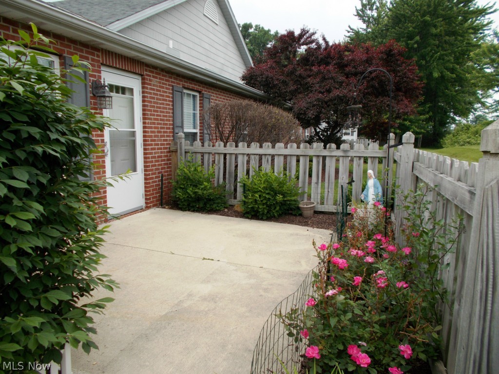 Heatherwood Condo - Residential