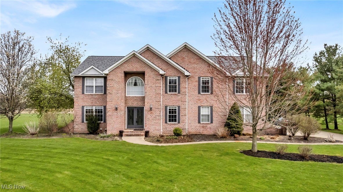 39011 Arbor Court, Grafton, Ohio image 1