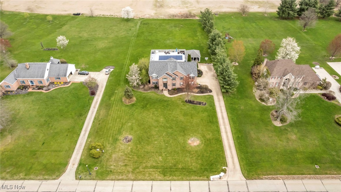 39011 Arbor Court, Grafton, Ohio image 3