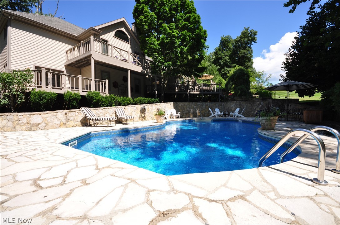 Stonehenge - Residential