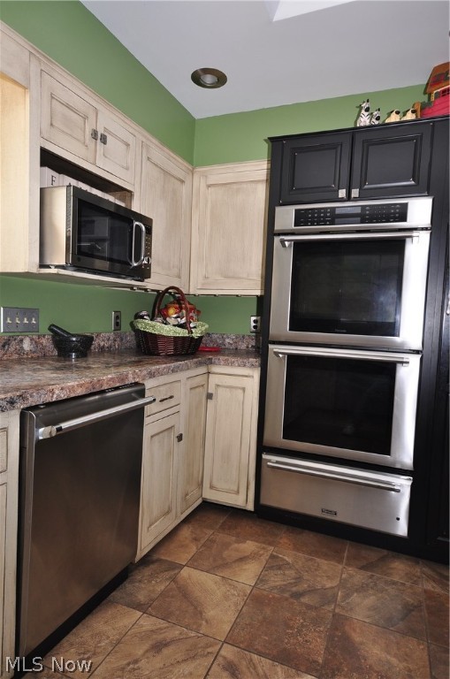 Stonehenge - Residential