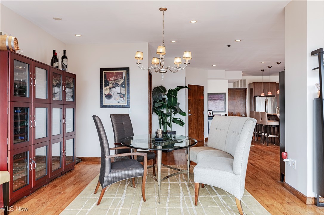 Pinnacle Condo - Residential