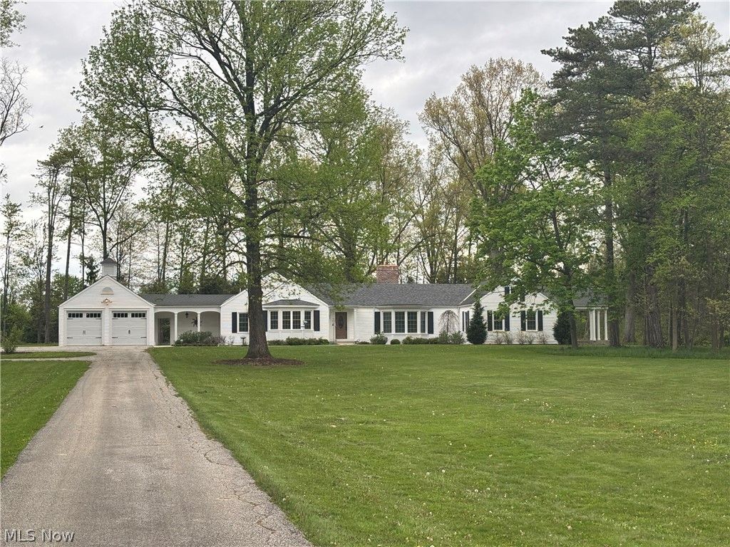 Photo of 7050 Wilson Mills Road, Chesterland, OH 44026 (MLS # 5207093)