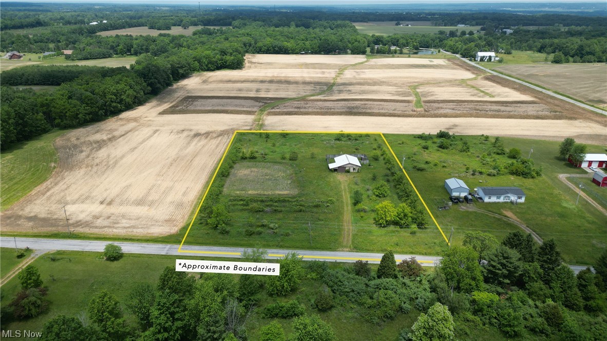AUCTION DATE: Saturday, July 15th 12:00 Noon
Residence. Vacation or weekend home in the country. Private man cave. Produce sales. Take time to inspect this auction opportunity. Improvements include a well-built 36x40 pole building that doubles as an apartment and shop. The 1 bedroom apartment allows you to park your JD tractor under the same roof as your bed (a John Deere owner’s dream). Other improvements include well and septic, attached lean to, various fruit trees, older grape arbors, some tillable ground, and a location with easy access to major routes in any direction. The grounds will need some sprucing up and mowing, but the location will be closer to Congress than most voters want to be. Tour the property, arrange your financing, and come bid your judgment. Terms are 10% down day of auction and balance due in 45 days. No buyer’s premium. You pay what you bid.
OPEN HOUSE: Wednesday, July 5th 4:00 - 6:00 PM
